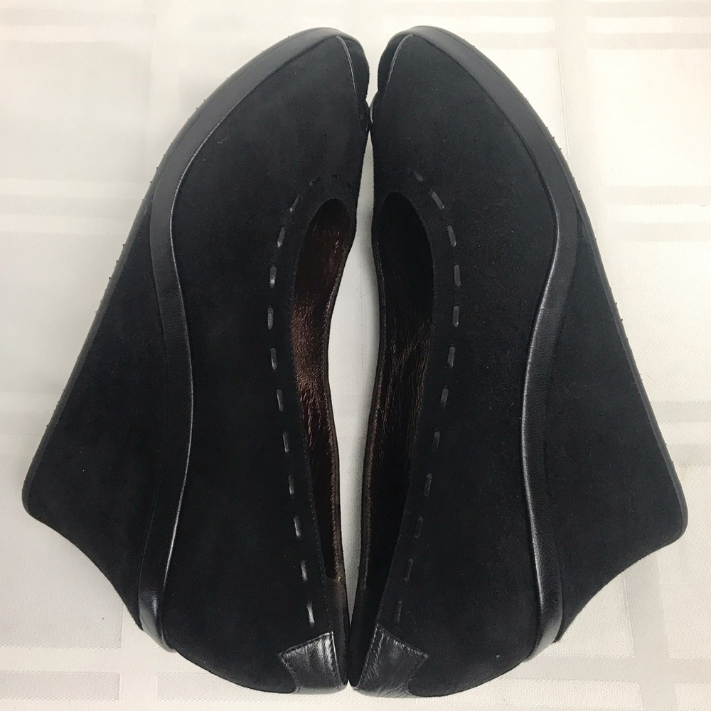 Taryn Rose Suede Leather Peep Toe Wedge Heels - Picture 3 of 8